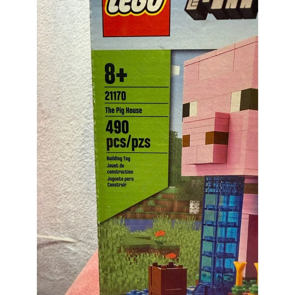 LEGO Minecraft: The Pig House (21170) New in box, factory sealed, complete
